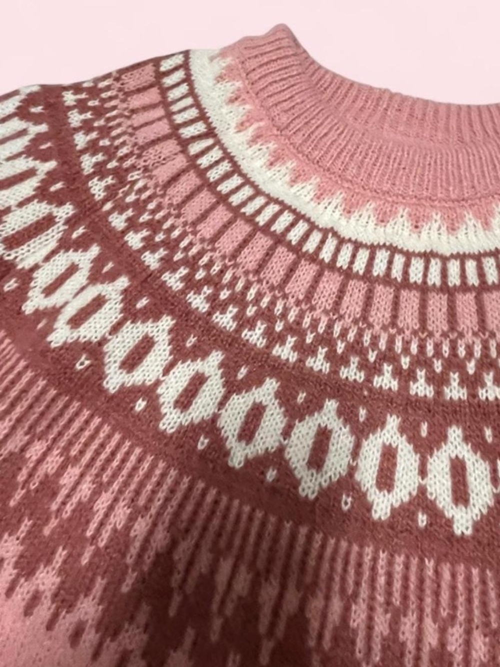 Pink sweater - Picture 4 of 7